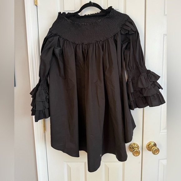Gracia Black Ruffled Blouse - Picture 3 of 5